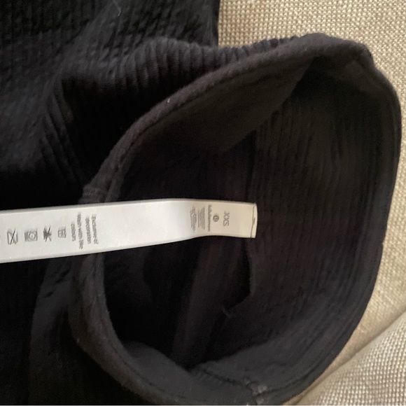 Lululemon Along The Way Mock LS - Picture 6 of 8